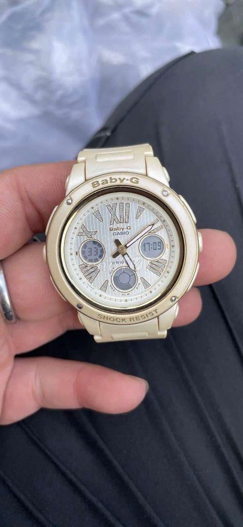 Đồng hồ Casio Baby-G Nữ màu Kem. Mua bán Đồng hồ tại Quận Tân Bình Tp Hồ Chí Minh được đăng bởi khanh le hình 1
