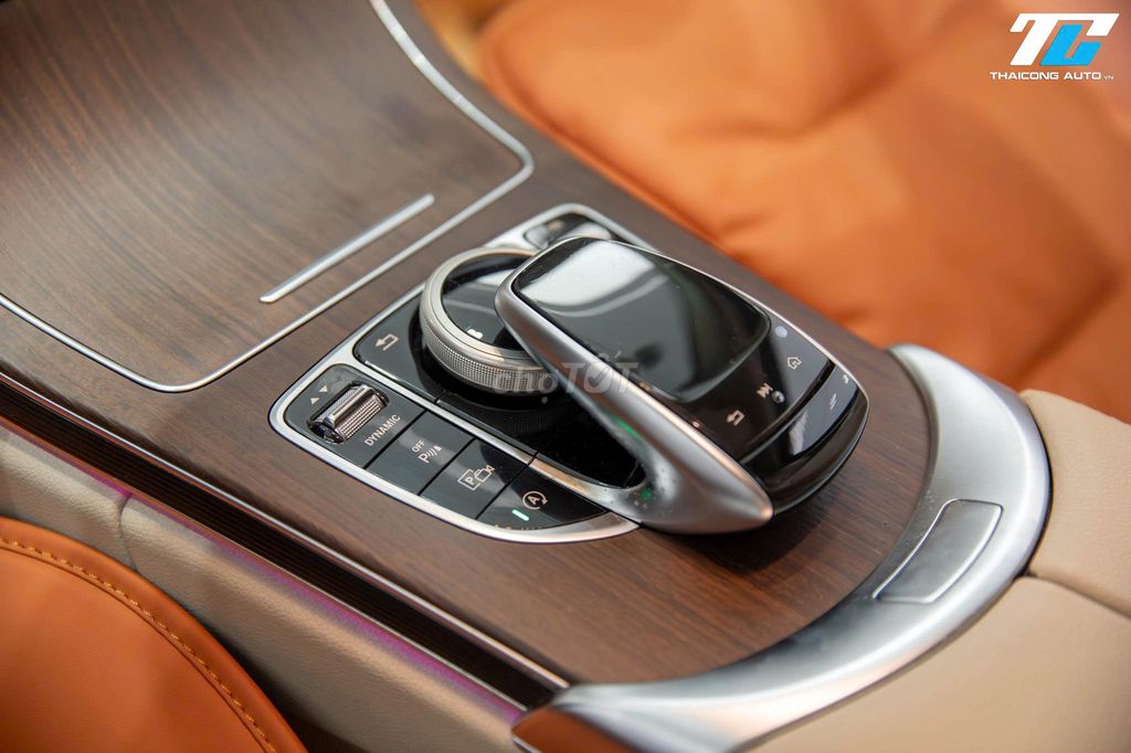 Mercedes C200 Exclusive 2020 - Quá Rẻ Quá Hợp Lý. Mua bán Ô tô tại Quận Gò Vấp Tp Hồ Chí Minh được đăng bởi Mr Vương otosieuluot hình 7