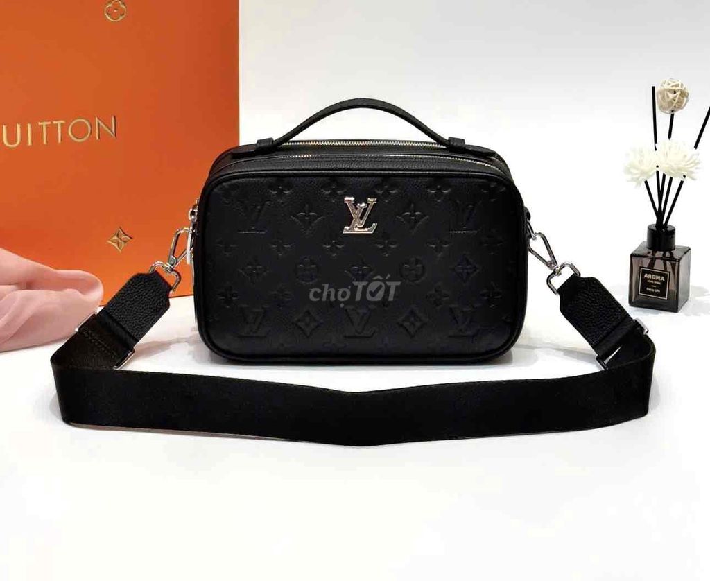 Túi Ví Cầm Tay Nam - Clutch LV Khoá Vân Tay