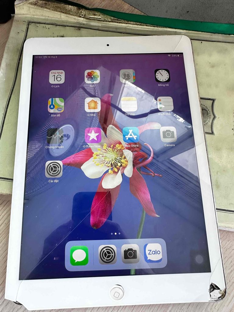 Apple iPad Air 16GB Bạc. Mua bán Máy tính bảng tại Quận Tân Bình Tp Hồ Chí Minh được đăng bởi Thành hình 1