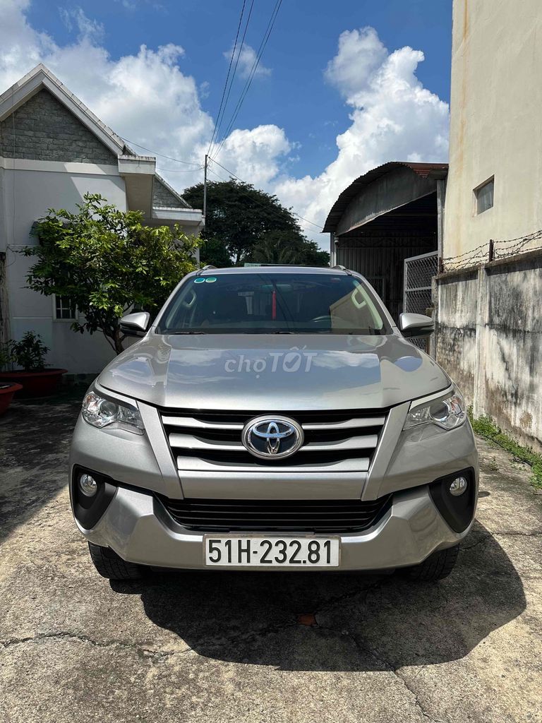 Toyota Fortuner 2019 2.4G số sàn 86000 km