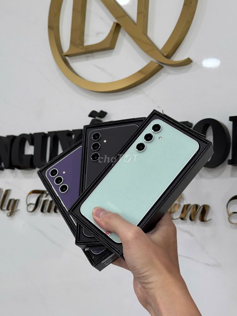 Samsung S23 FE 5G VN 8/128GB fullbox. Mua bán Điện thoại tại Quận Gò Vấp Tp Hồ Chí Minh được đăng bởi LN Mobile Gò Vấp hình 2