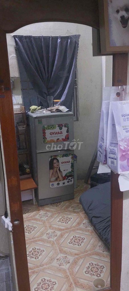 Tủ lạnh Sanyo 125 lít Xám. Mua bán Tủ lạnh tại Quận 12 Tp Hồ Chí Minh được đăng bởi Huỳnh Tân hình 1