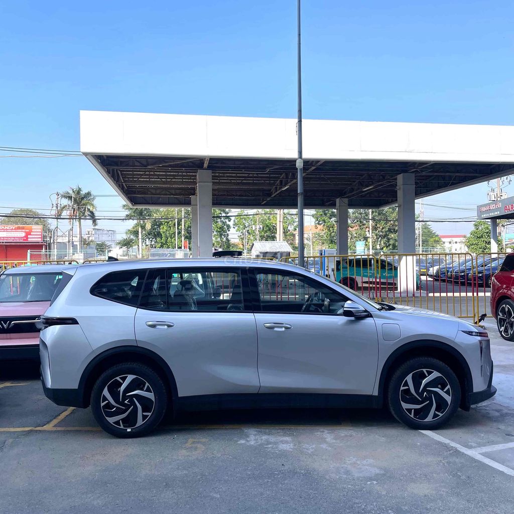 VinFast Limo Green -Xe sẵn giao ngay - COC sẵn. Mua bán Ô tô tại Quận Bình Tân Tp Hồ Chí Minh được đăng bởi Vinfast Ô Tô hình 12