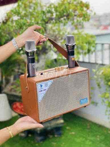 Loa karaoke mini AzPro Cam sang trọng. Mua bán Tivi, Âm thanh tại Quận Tân Bình Tp Hồ Chí Minh được đăng bởi Nhi Nguyen hình 1