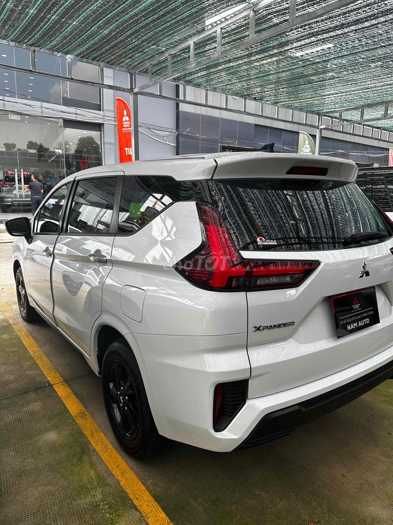 Оригинальная гарантия Mitsubishi Xpander 2025 г. белого цвета