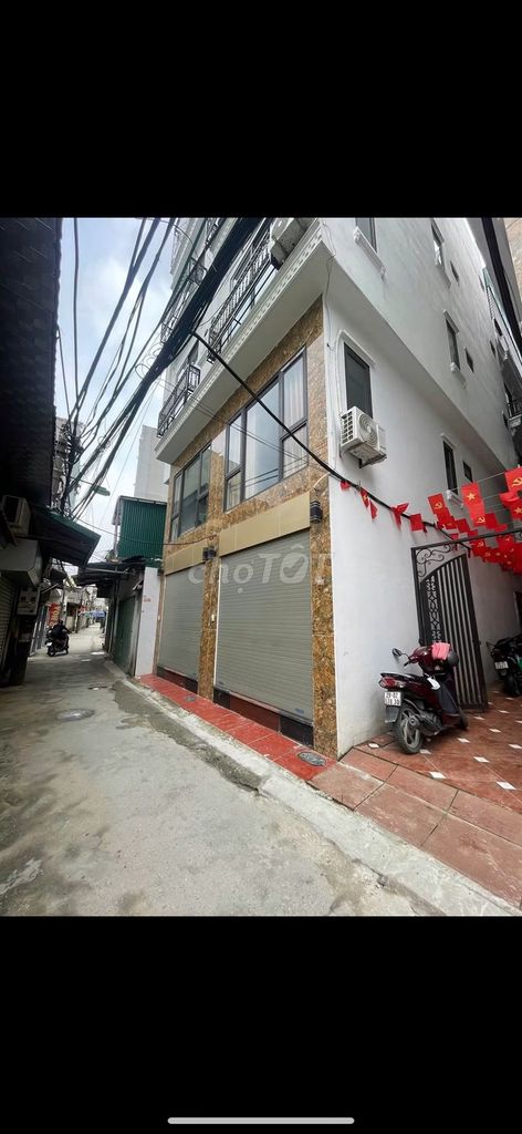Bán nhà ngõ 281 Phú Diễn lô góc - oto- chính chủ