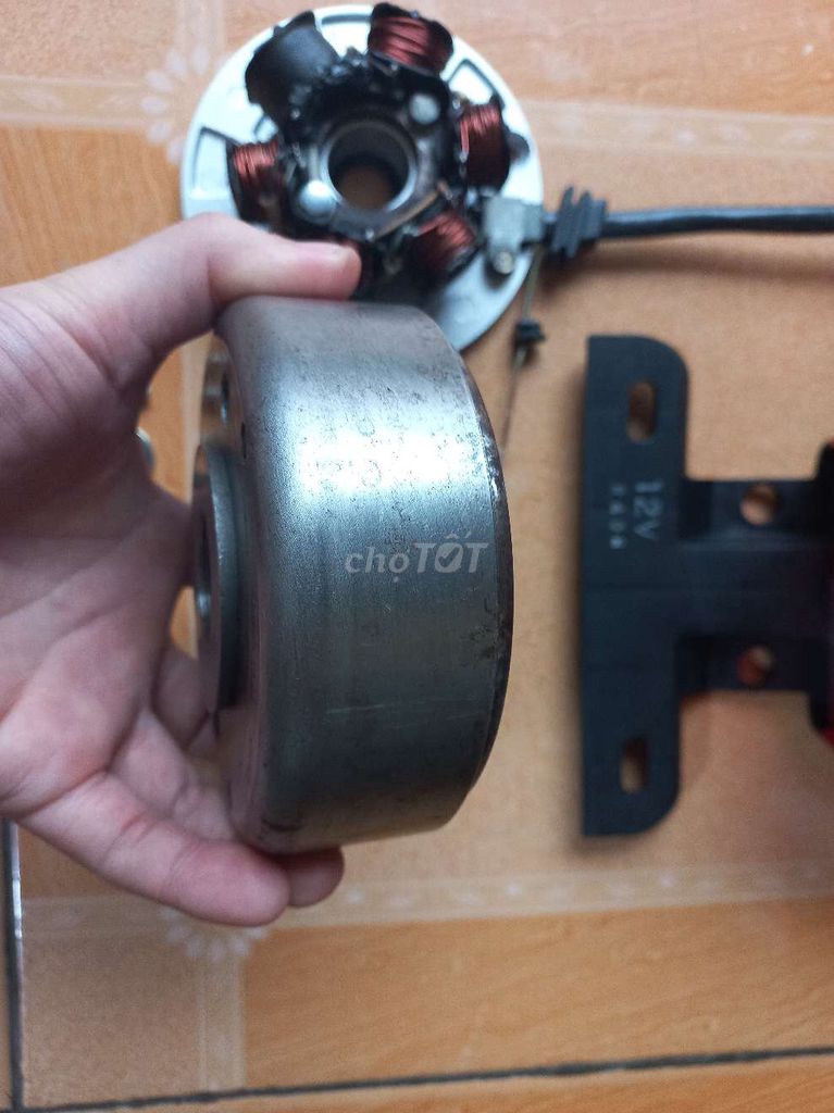 Vô lăng mâm lửa và cụm đèn hậu zin xe Cub. Mua bán Phụ tùng xe tại Quận Hà Đông Hà Nội được đăng bởi Lê Công Tuấn Anh hình 6