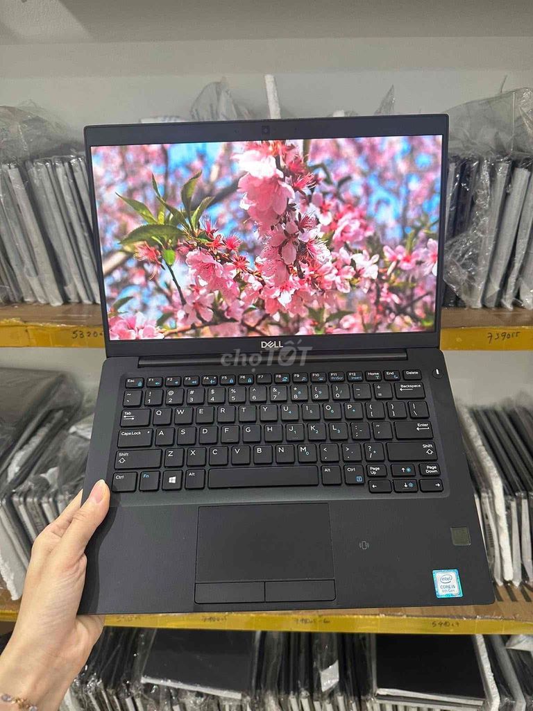 Dell 7390 i5 8350 8GB/256GB. Mua bán Laptop tại Quận Hoàn Kiếm Hà Nội được đăng bởi Hieuz Tech hình 1