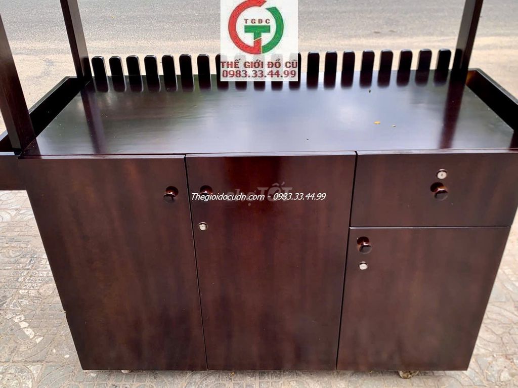 Tủ trưng bày để rượu trong gia đình. Mua bán Đồ chuyên dụng, Giống nuôi trồng tại Quận Sơn Trà Đà Nẵng được đăng bởi THANH LÝ MUA BÁN ĐỒ CŨ MỚI hình 1