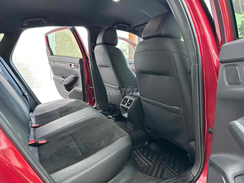 HONDA CIVIC RS  ĐỎ - THƯƠNG LƯỢNG. Mua bán Ô tô tại Quận 7 Tp Hồ Chí Minh được đăng bởi Showroom Honda Ôtô Sài Gòn Quận 7 hình 4