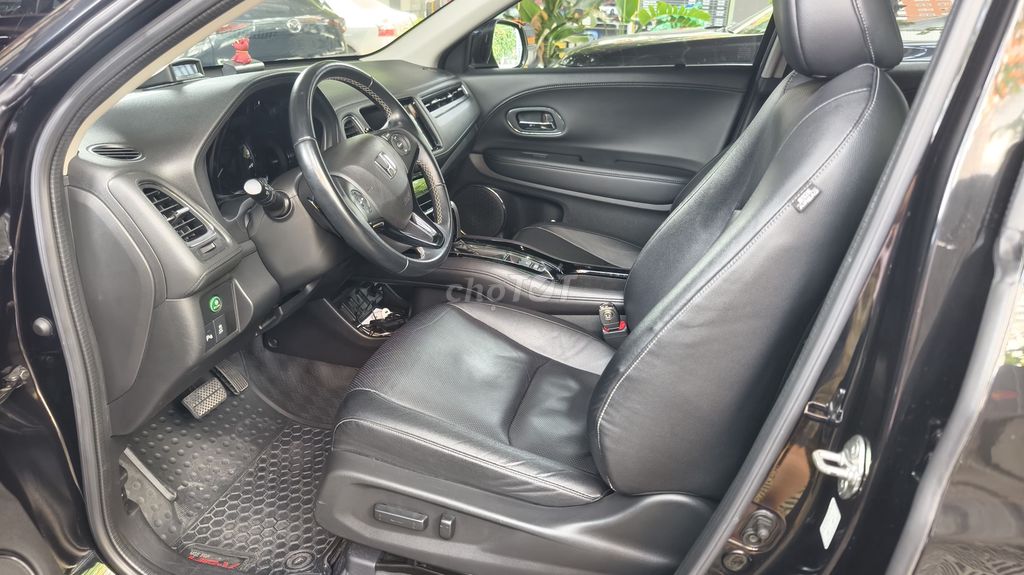 Honda HR-V 2019 HR-V L - 49000 km. Mua bán Ô tô tại Quận Ba Đình Hà Nội được đăng bởi Đỗ Ngọc Chiến hình 4