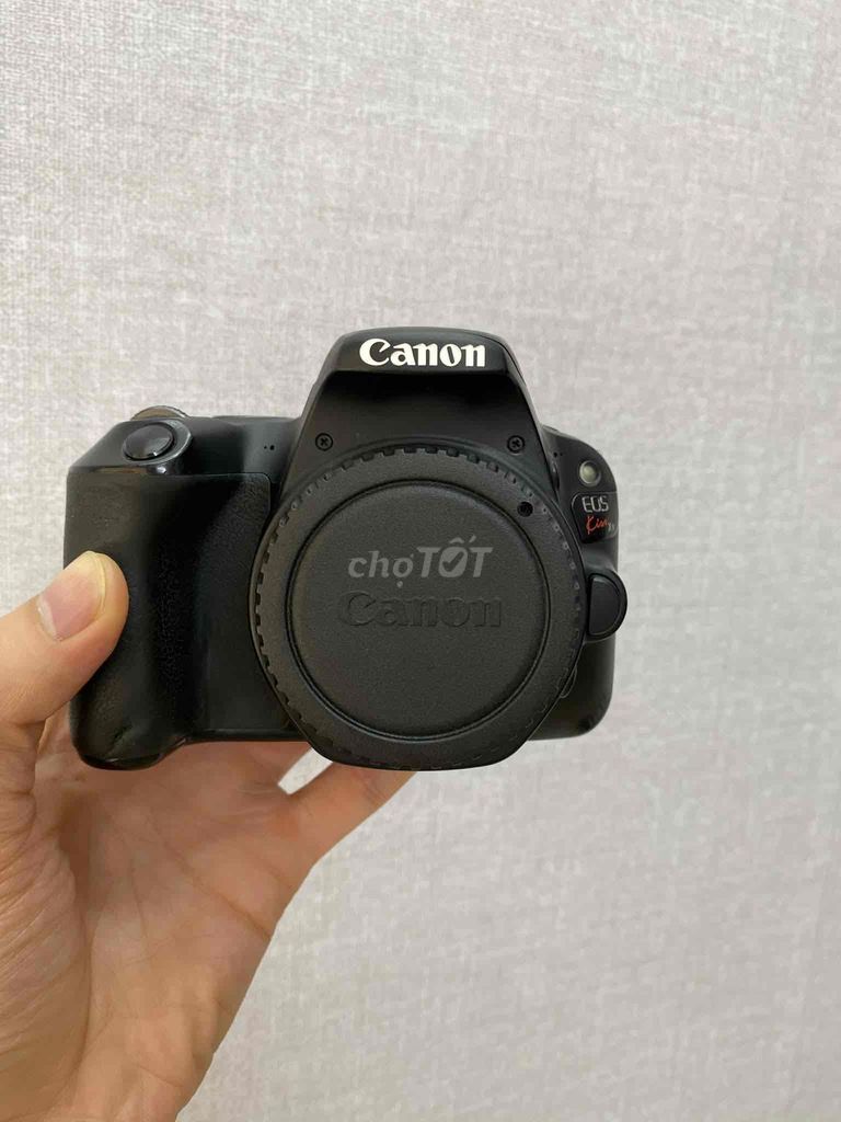 Máy ảnh Canon 200D Đen. Mua bán Máy ảnh, Máy quay tại Quận Hai Bà Trưng Hà Nội được đăng bởi Film Camera hình 1