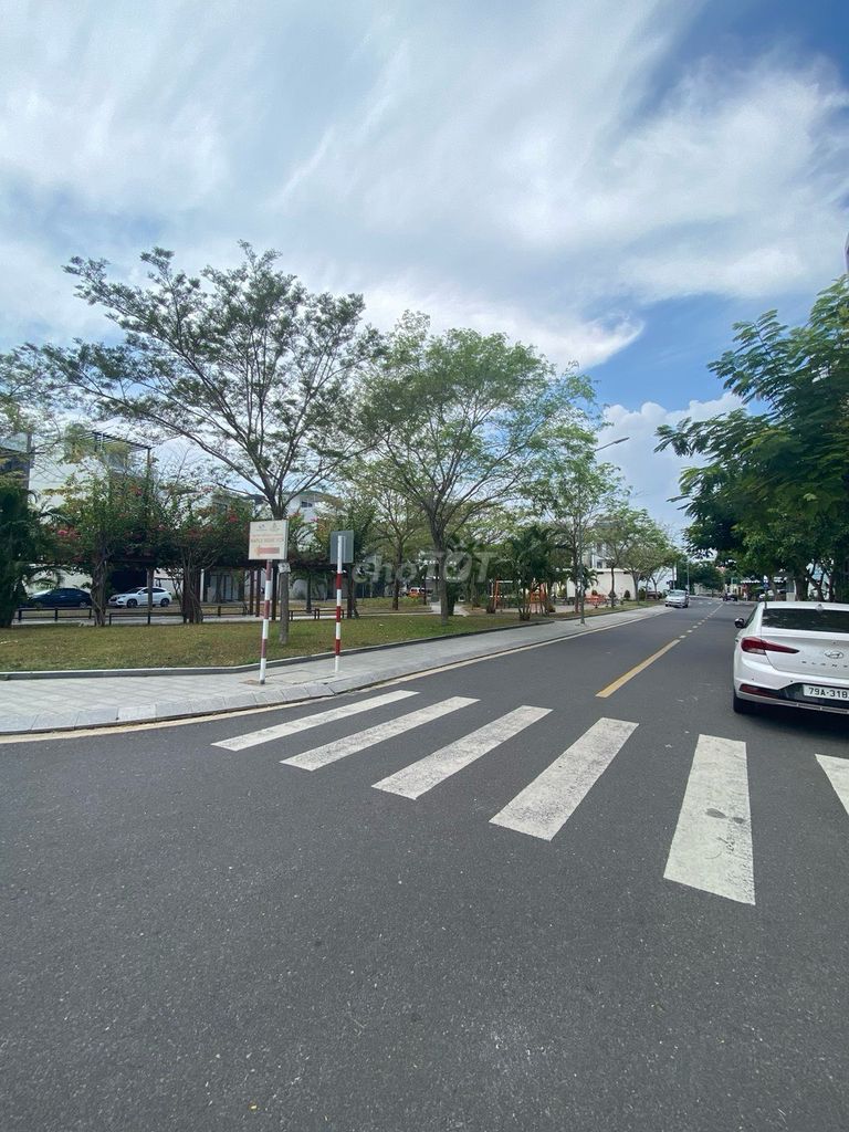 Bán Lô góc đẹp đường B3 VCN Phước Long 1💥View Công Viên cực Đẹp