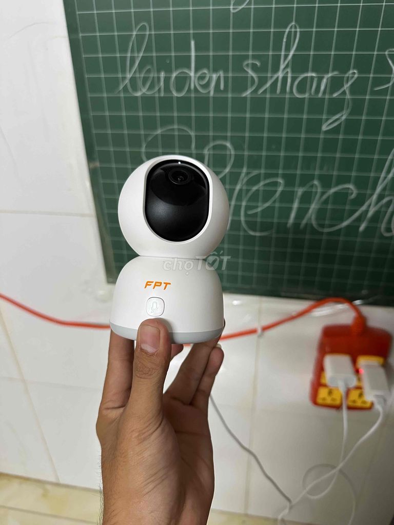 Camera an ninh FPT Play 4 Trắng. Mua bán Máy ảnh, Máy quay tại Quận Cái Răng Cần Thơ được đăng bởi Triệu Thái hình 1