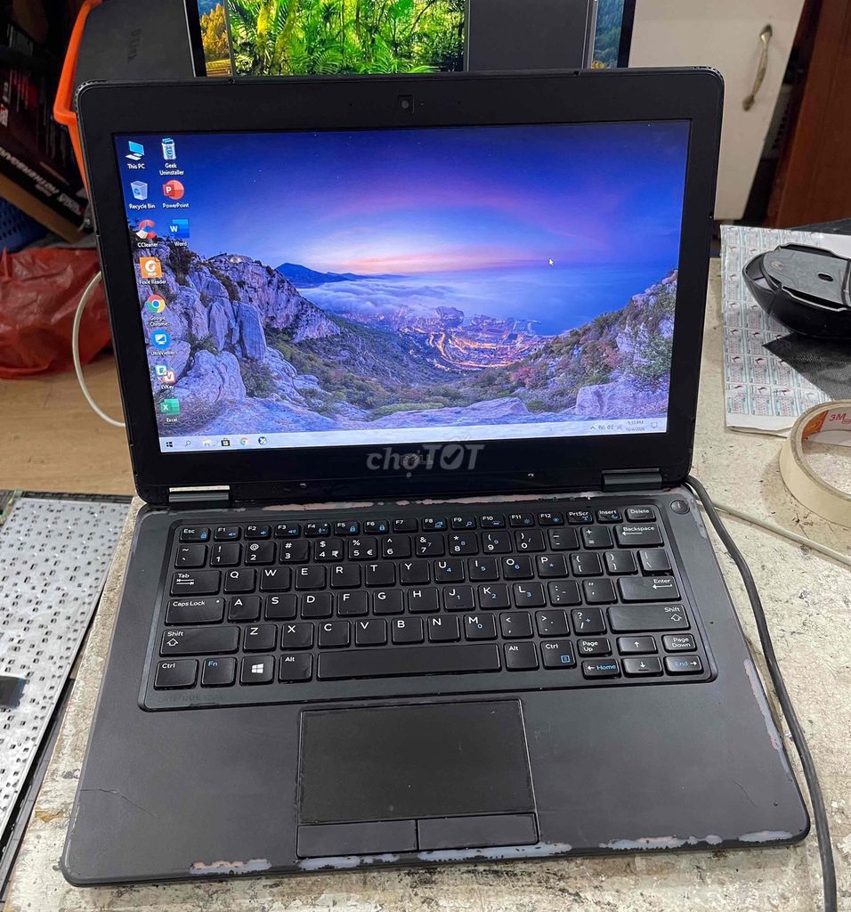 Dell Latitude E7250 Văn Phòng OK. Mua bán Laptop tại Quận Hai Bà Trưng Hà Nội được đăng bởi Nguyễn Văn Cao hình 1