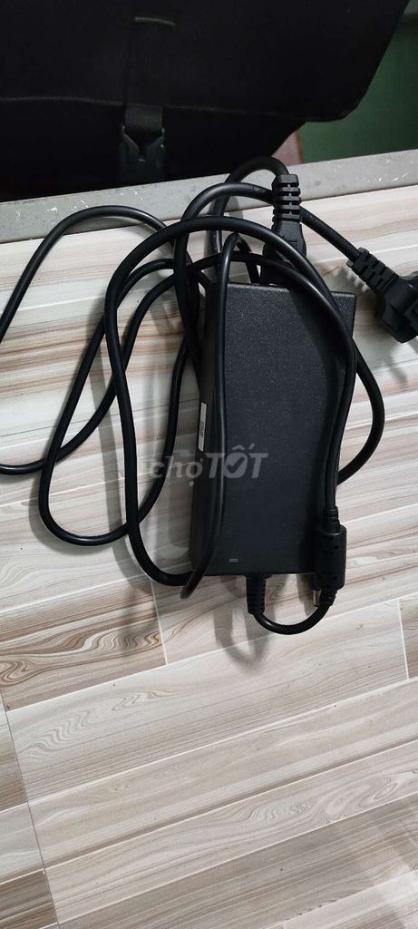 Sạc laptop Dell 180W Mới. Mua bán Phụ kiện (Màn hình, Chuột...) tại Thị xã Ninh Hòa Khánh Hòa được đăng bởi Nguyễn Lê Thành Trung hình 1