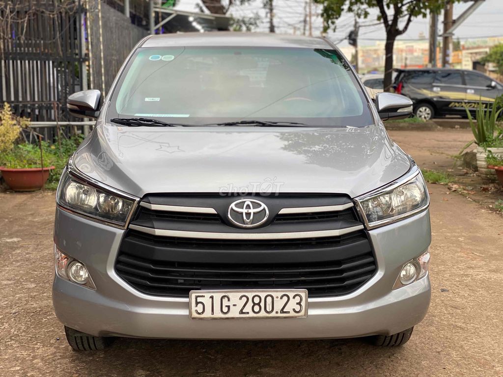 Toyota Innova 2017 2.0E số sàn 1 chủ. Mua bán Ô tô tại Thành phố Long Khánh Đồng Nai được đăng bởi Mr hiếu hình 2