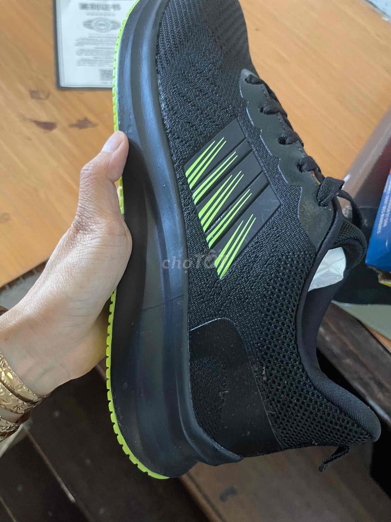 Giày thể thao Đen xanh neon. Mua bán Giày dép tại Quận 12 Tp Hồ Chí Minh được đăng bởi Juki mỹ thơ hình 1