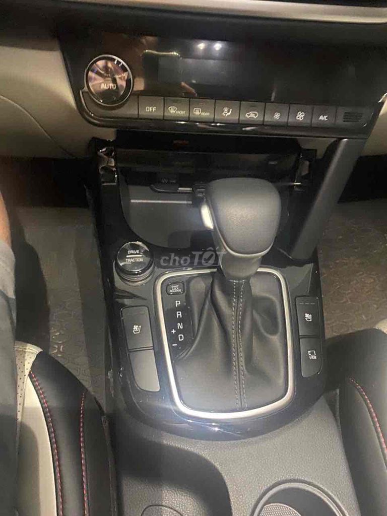 Kia Seltos 2023 Premium 1.4 AT - 9500 km. Mua bán Ô tô tại Quận Long Biên Hà Nội được đăng bởi Nguyễn Nam hình 3