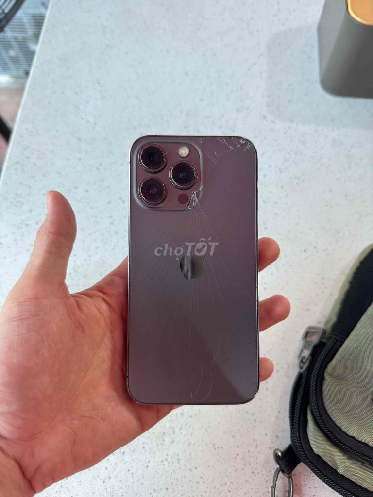 iPhone 13 Pro Tím Vỡ lưng, màn sọc. Mua bán Điện thoại tại Quận Ngũ Hành Sơn Đà Nẵng được đăng bởi Văn Đức  hình 1