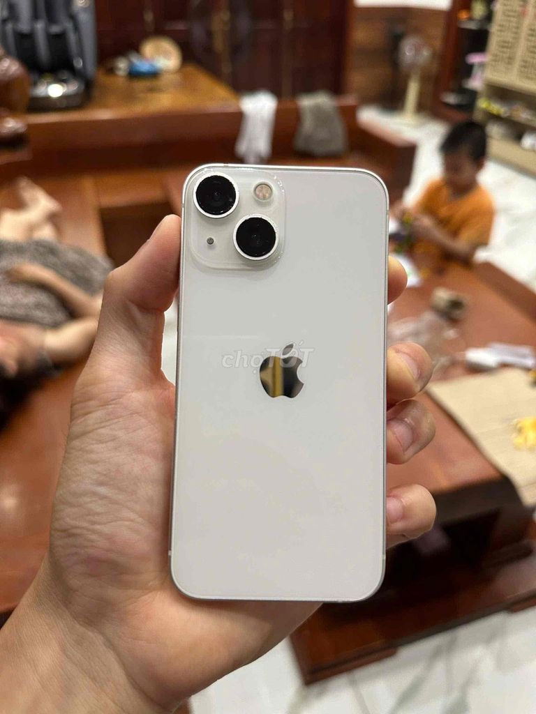 iPhone 13 mini Trắng. Mua bán Điện thoại tại Thành phố Dĩ An Bình Dương được đăng bởi Vinh Nhân hình 1