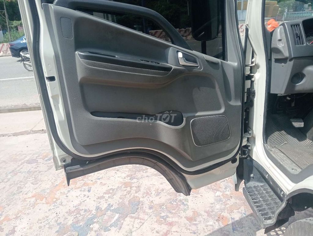 Xe tải lướt . Rin 95% . Tải 3t5. Thùng dài 4m3. Mua bán Xe tải, xe ben tại Thành phố Thuận An Bình Dương được đăng bởi Devic Map  hình 4