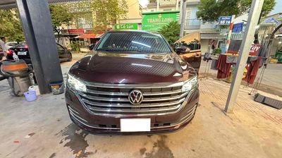 Chính chủ cá nhân bán Viloran Luxury 2024. Mua bán Ô tô tại Thành phố Thủ Đức Tp Hồ Chí Minh được đăng bởi Phương Nguyễn