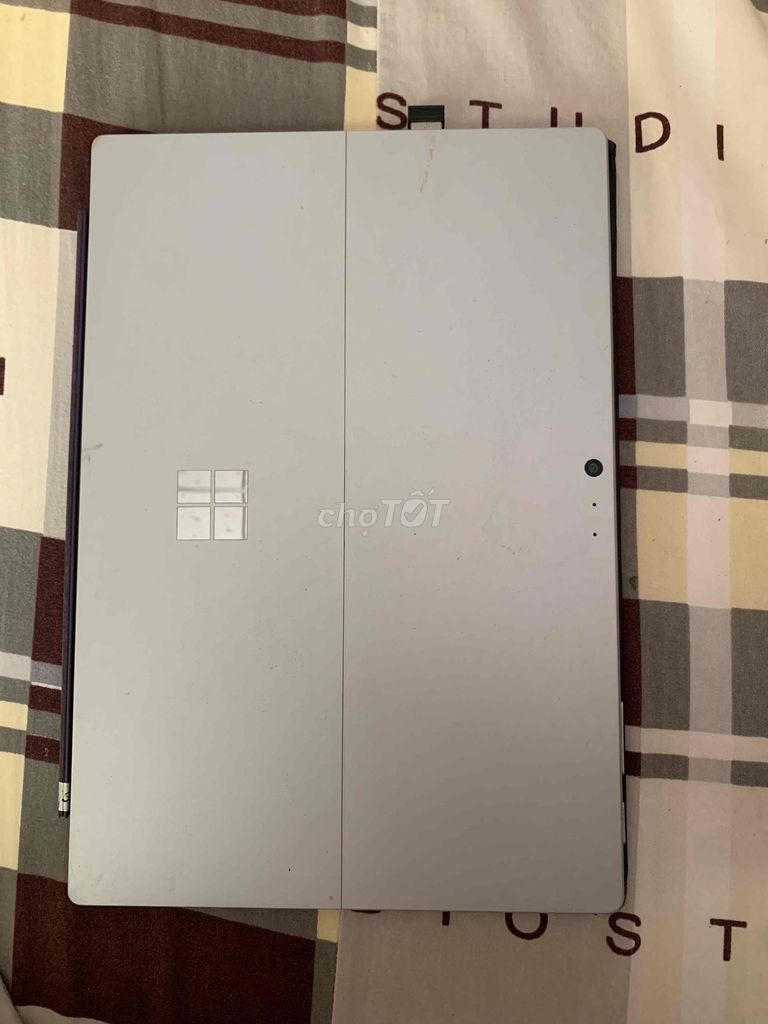 Tặng 2 bàn phím. Mua bán Laptop tại Huyện Bình Đại Bến Tre được đăng bởi Daily Motive hình 1