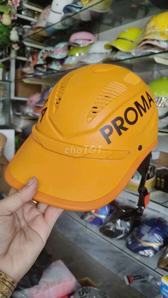 Thanh lý nón bảo hiểm. Mua bán Phụ tùng xe tại Huyện Cần Giuộc Long An được đăng bởi la kim chi hình 3