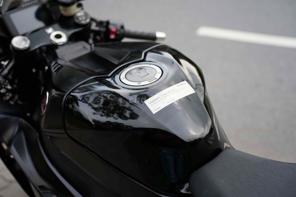 👦🏼🚦 HONDA CBR1000 RRR- FIREBLADE ODO 2K SIÊU LƯỚT. Mua bán Xe máy tại Thành phố Thủ Đức Tp Hồ Chí Minh được đăng bởi Thi Moto Thủ Đức hình 7