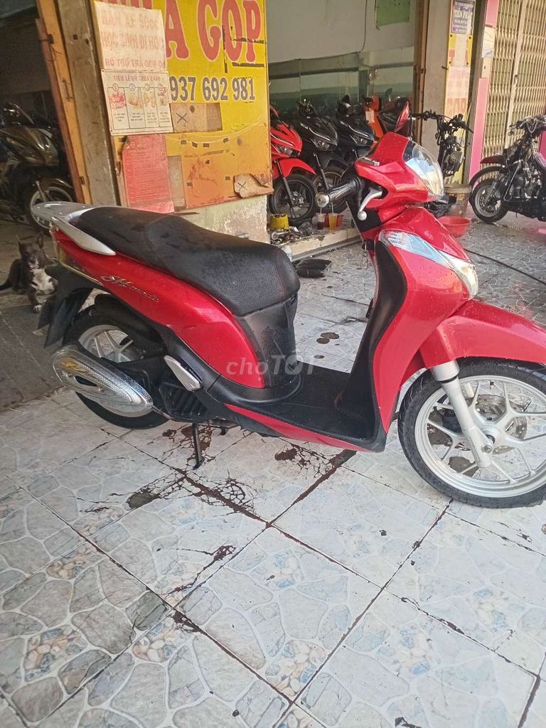 Honda SH Mode Đỏ. Mua bán Xe máy tại Quận Bình Tân Tp Hồ Chí Minh được đăng bởi Cường phát  hình 3