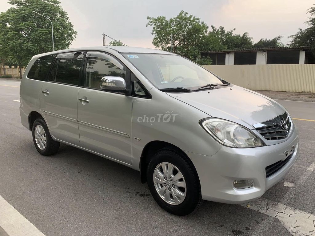 Toyota Innova 2010 V 157.000 km Xám. Mua bán Ô tô tại Quận 12 Tp Hồ Chí Minh được đăng bởi Xuân Trường hình 6