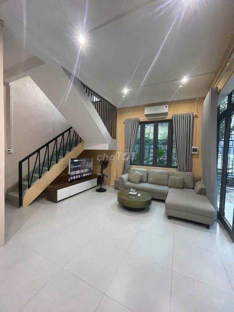 Rent · 2 bd · 100 м² · Quận Ngũ Hành Sơn, ул. Đường Đỗ Bá