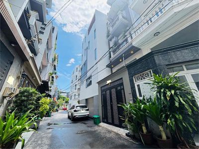 Nhà phố 70 m² · 4 PN · Đường Phạm Văn Chiêu
