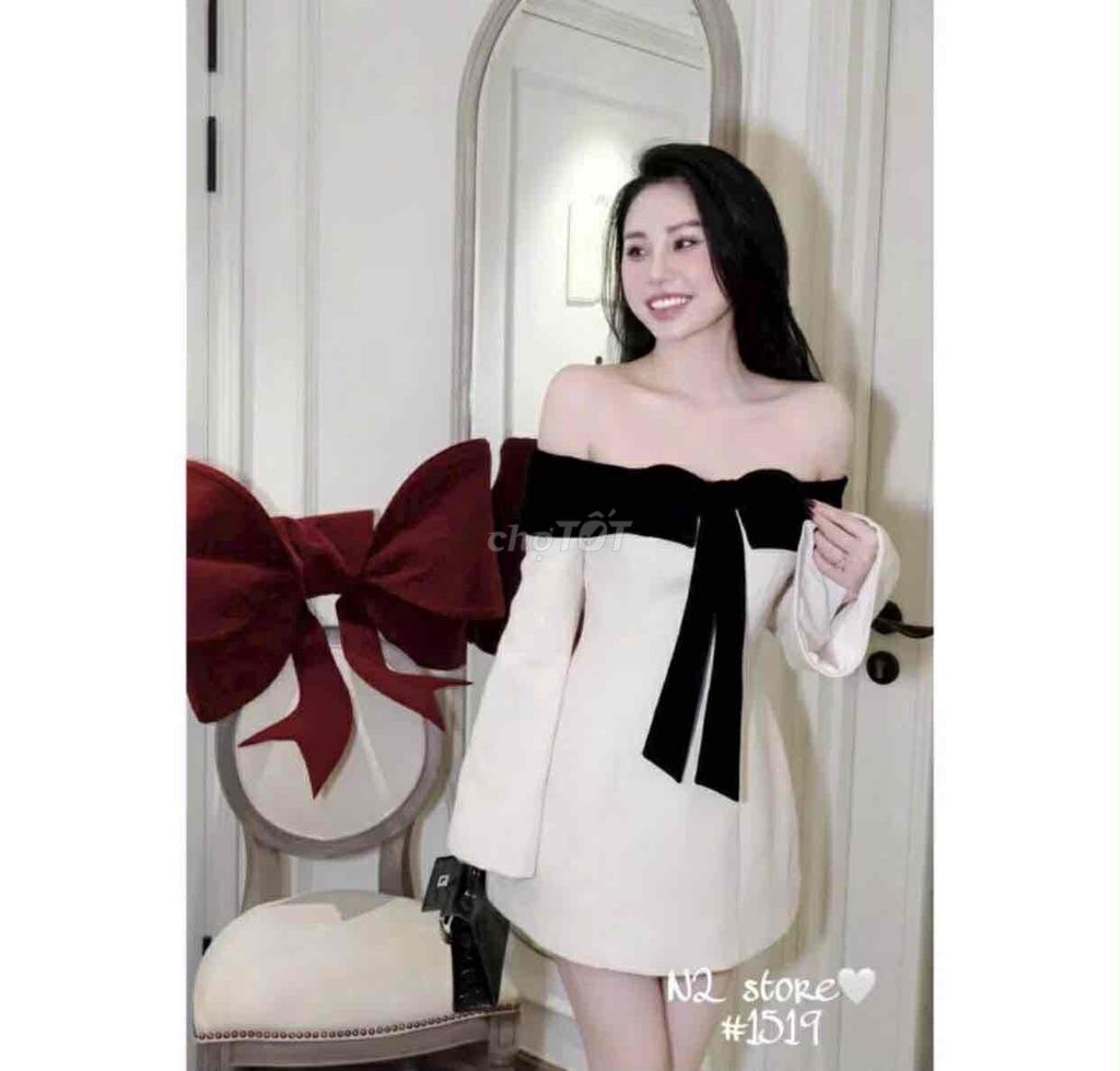 Váy nữ cổ nơ tay dài. Mua bán Quần áo tại Huyện Quỳ Châu Nghệ An được đăng bởi Hồng Nhiên hình 1