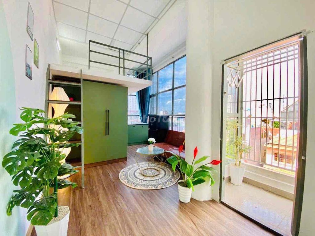 Duplex Gác Cao Ban Công Ngập Tràn Ánh Sáng Đi Bộ Sang Đại Học HUTECH