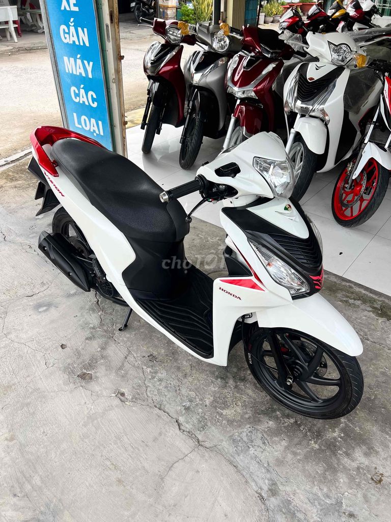 Vison Fi khoá Smakey xe đẹp Máy Zin (trả góp). Mua bán Xe máy tại Huyện Lai Vung Đồng Tháp được đăng bởi Cửa Hàng Xe Gắn Máy PHONG uy tín hình 1