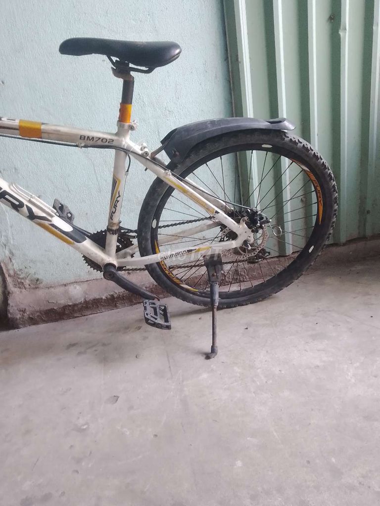 Fury MTB khung nhôm size 27. Mua bán Xe đạp tại Huyện Đức Hòa Long An được đăng bởi Thanh ly hình 3