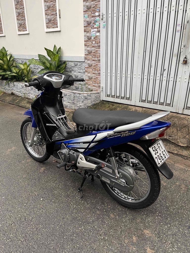 Future Neo kim 2007 bstp xe cực đẹp máy bao ngon. Mua bán Xe máy tại Quận Bình Tân Tp Hồ Chí Minh được đăng bởi HUY hình 5