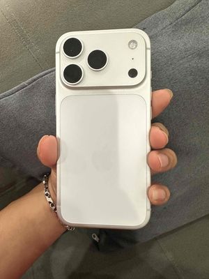 Apple iPhone 17 Pro 256GB Bạc 100%