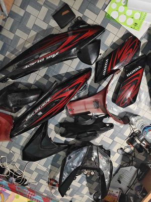Phụ tùng Honda Air Blade 110 Đen Đỏ. Mua bán Phụ tùng xe tại Quận 7 Tp Hồ Chí Minh được đăng bởi Ngô Bảo Huy