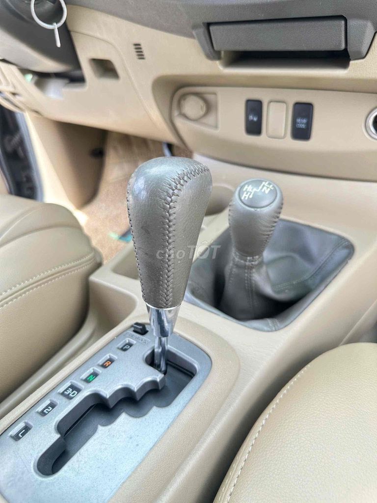 Toyota Fortuner 2010 2.7V 4x4 AT -. Mua bán Ô tô tại Quận 1 Tp Hồ Chí Minh được đăng bởi AUTO 380 hình 15