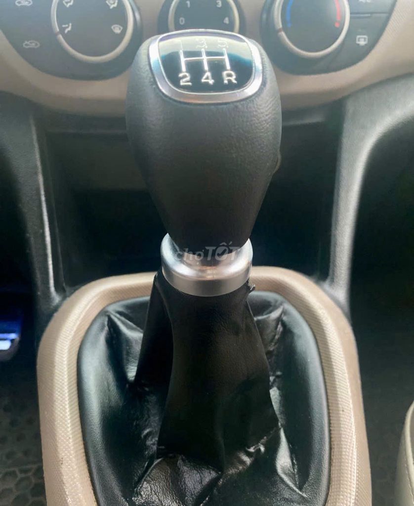 Hyundai Grand i10 MT bản đủ 2018. Mua bán Ô tô tại Quận Hoàng Mai Hà Nội được đăng bởi Thanh auto hình 6