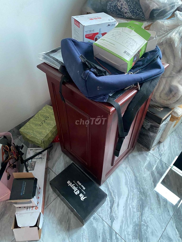 Kệ gỗ thịt nâu đỏ. Mua bán Tủ, kệ gia đình tại Huyện Đông Anh Hà Nội được đăng bởi hải hình 1