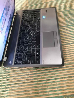 Laptop HP vỏ nhôm máy mạnh core i5
