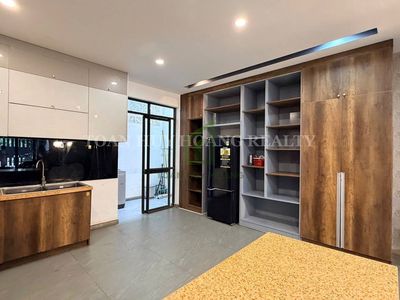 Аренда · 4 комн. · 100 м² · Quận Ngũ Hành Sơn, ул. Đường Mỹ Đa Tây 6