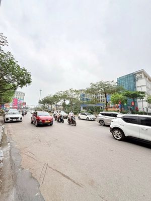 Đất mặt phố ngay ngã tư các phố sầm uất: Thái Hà – Chùa Bộc –Tây Sơn 