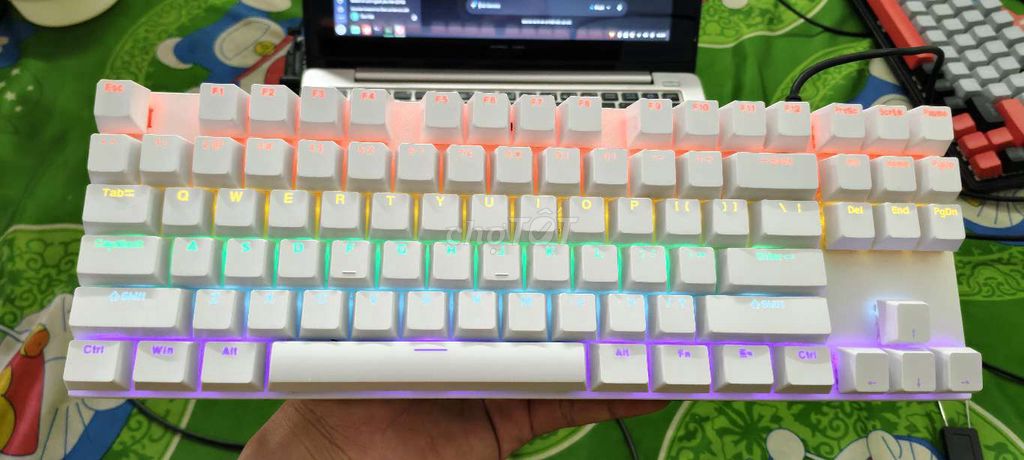 Bàn phím cơ K550 Trắng 75% USB. Mua bán Phụ kiện (Màn hình, Chuột...) tại Quận 7 Tp Hồ Chí Minh được đăng bởi Huỳnh Anh Tấn hình 1