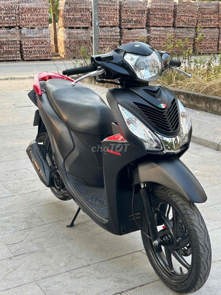 Honda Vision 2018 Đen Nhám. Mua bán Xe máy tại Quận Nam Từ Liêm Hà Nội được đăng bởi Xe Máy Đức Dũng hình 5